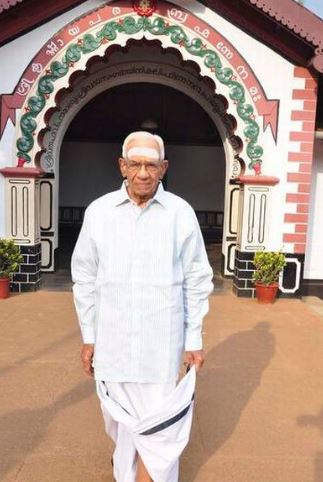 Doyen of Ayurveda P  K  Warrier