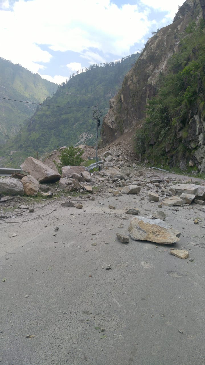 landslide reported on Reckong Peo- Shimla Highway in Kinnaur District