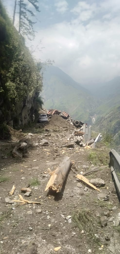 landslide reported on Reckong Peo- Shimla Highway in Kinnaur District