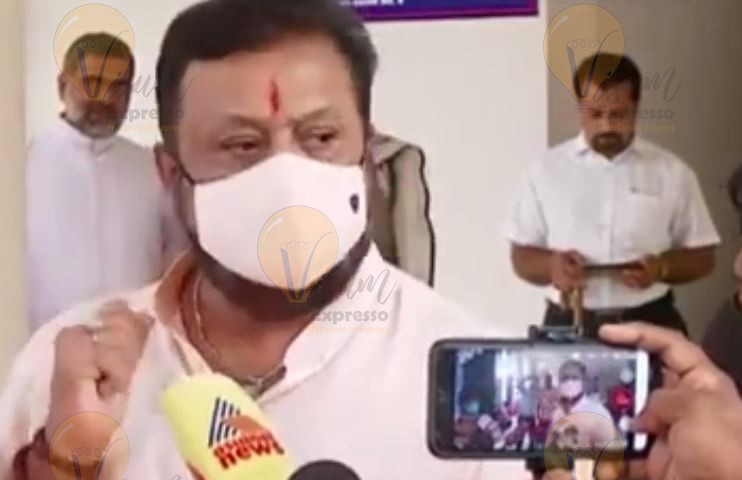 Suresh Gopi At pala Bhishap House