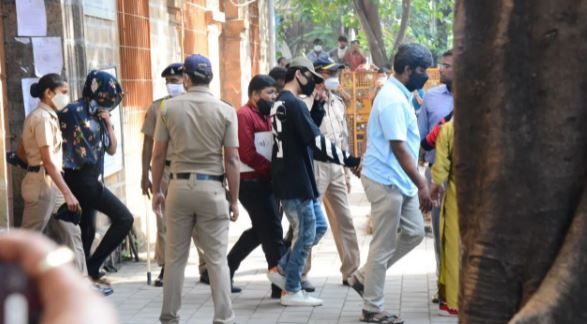 Shah Rukh Khan's son Aryan Khan arrested