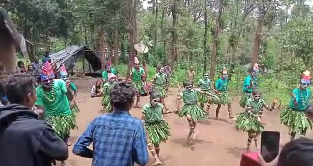 Priyanandanan at Film dhabari kyuruvi's Location