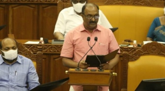 Kerala Finance Minister K.N. Balagopal presenting the Budget at the Kerala Assembly in Thiruvananthapuram