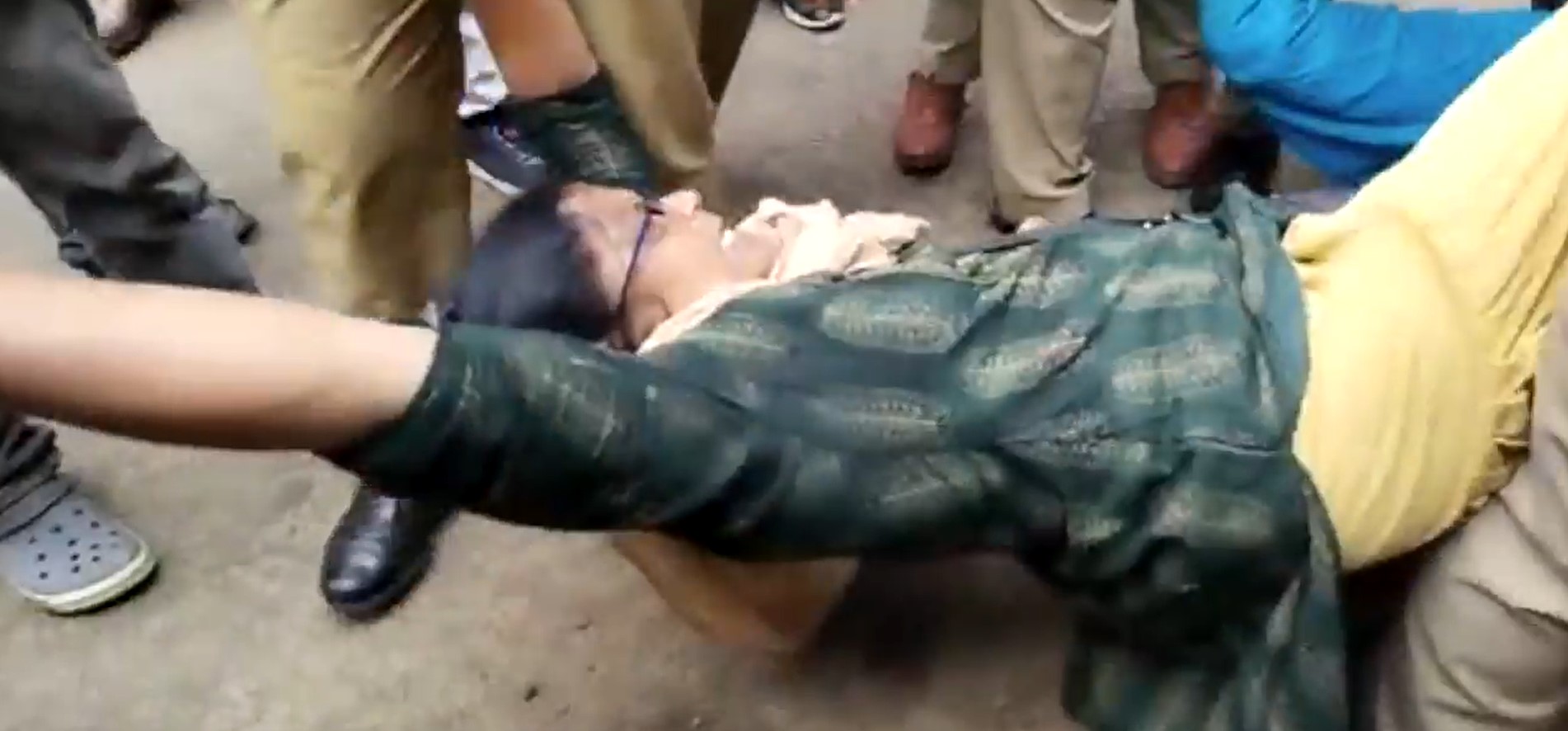 Protest against k rail in kottayam changanasseri Madappalli