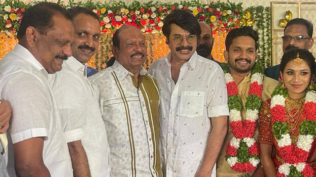 Actor Mammootty, Lulu Group Chairman M A Yusuff Ali and producer Anto Joseph attended the wedding of the son of BJP state president K Surendran The wedding of Hariskrishna and Dilna was held at Ashirvad Lawns in Kozhikode