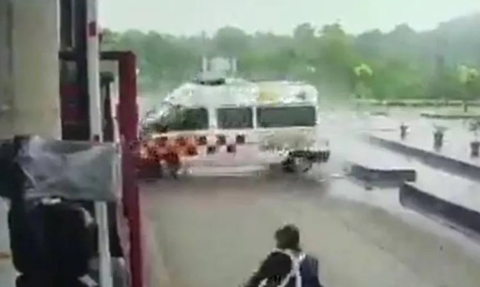 Toll plaza Ambulance accident in Udupi 4 Dead