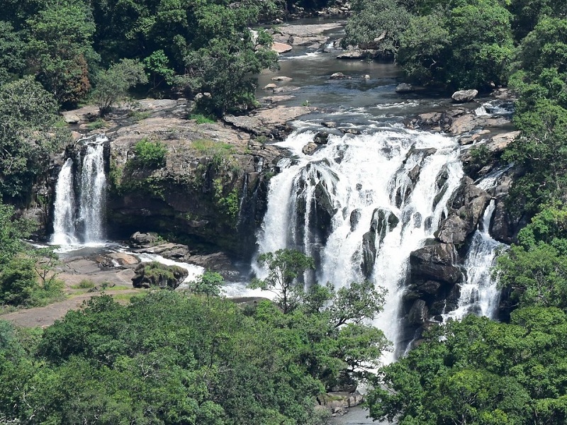 Thoovanam waterfalls Marayoor