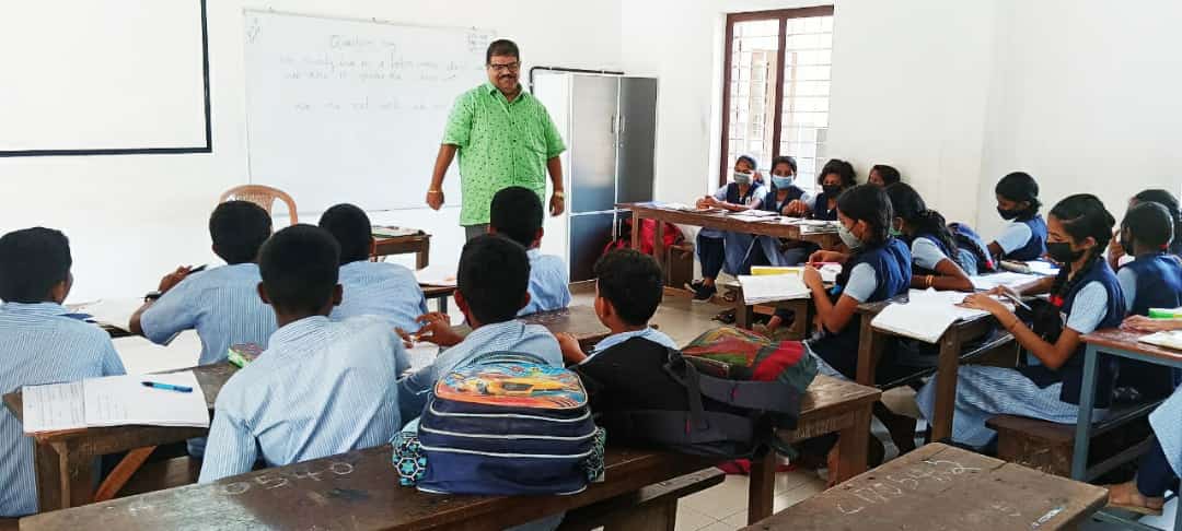 Harish R Namboothiripad at class room