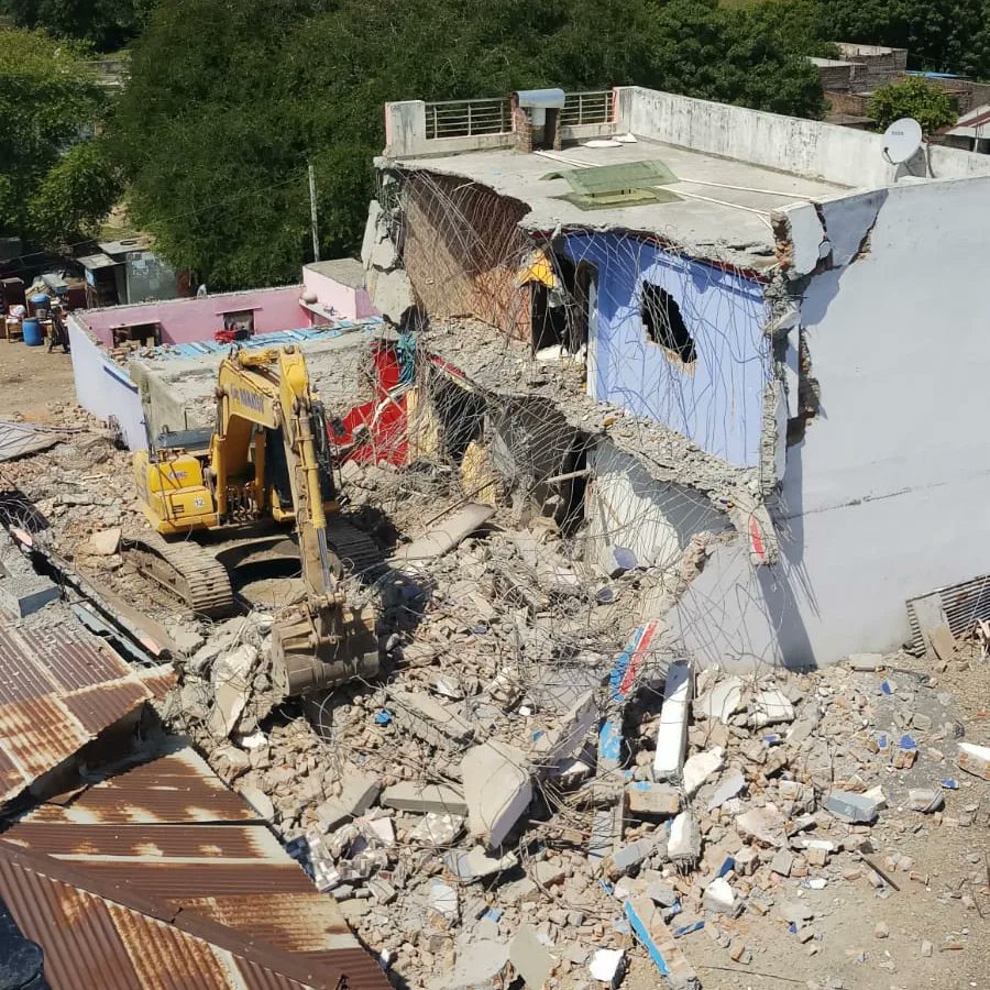 MP On allegations of pelting stones at Garba event, Mandsaur Police booked 19, arrested 7 & razed homes of Zafar, Raies & Salman within 2-day of incident11