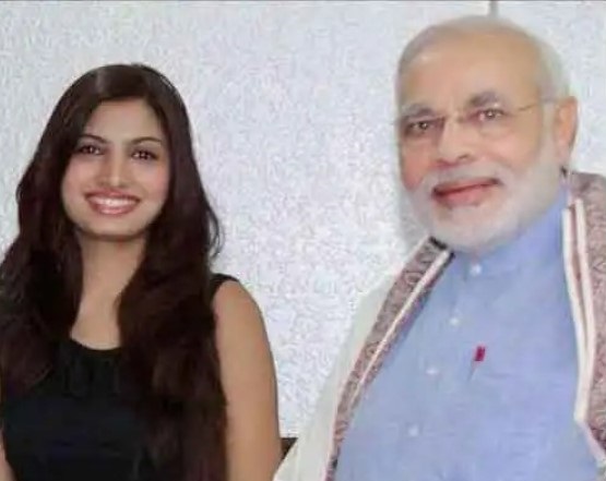 Avani Modi , Narendra Modi